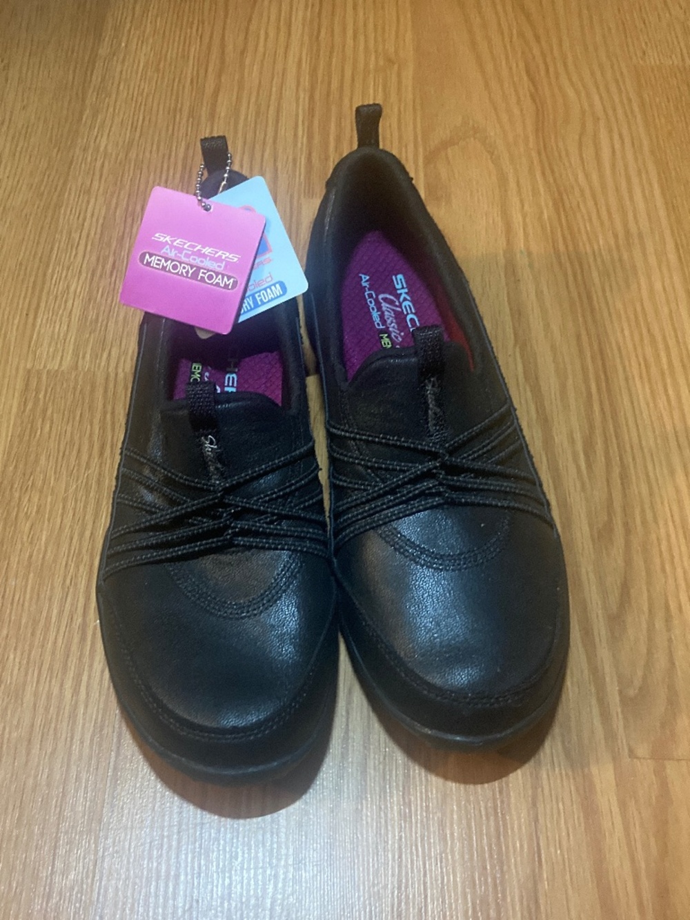 Skechers Women's Classic Fit Air Cooled Memory Foam Sneakers 6.5 Black Pull On